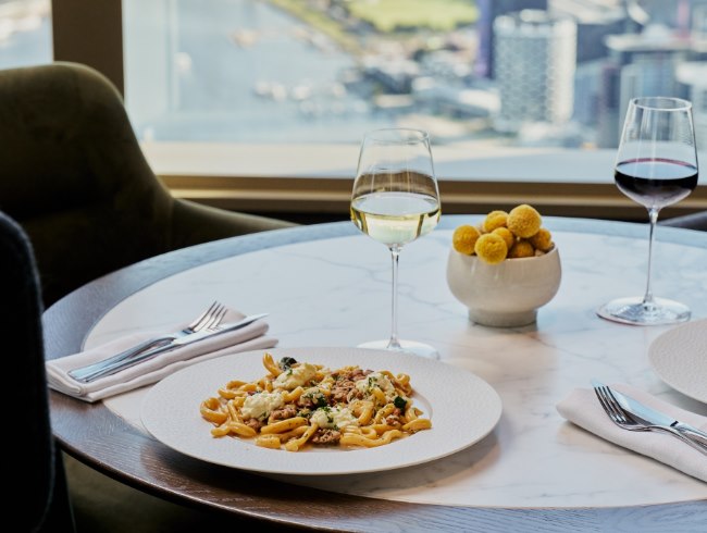 All-Day Dining at The Ritz-Carlton Lobby Lounge 